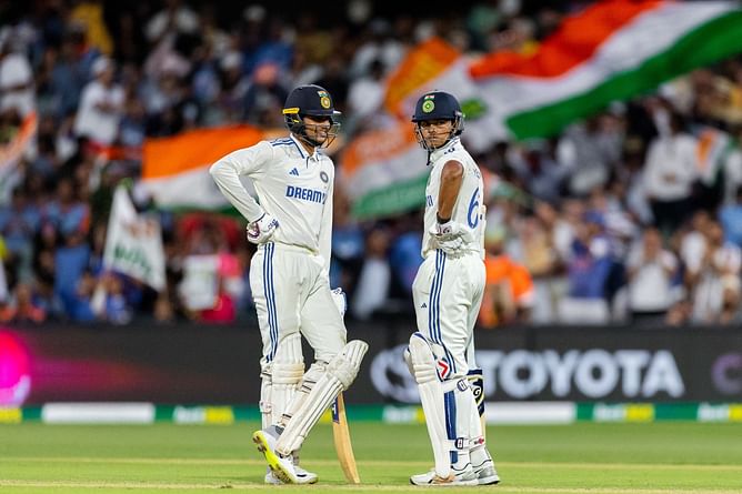 इंग्लैंड के खिलाफ पहले टेस्ट मैच के लिए टीम इंडिया की Playing 11 का किया गया चयन, विराट कोहली की जगह इस प्लेयर को खिलाने की सलाह