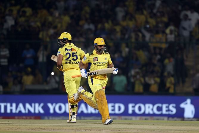 CSK vs RR: एमएस धोनी की टेस्ट पारी ने डुबोई चेन्नई की लुटिया, 200 का स्कोर बनाने से चूकी टीम; म्हात्रे-ब्रेविस का प्रयास हुआ बेकार