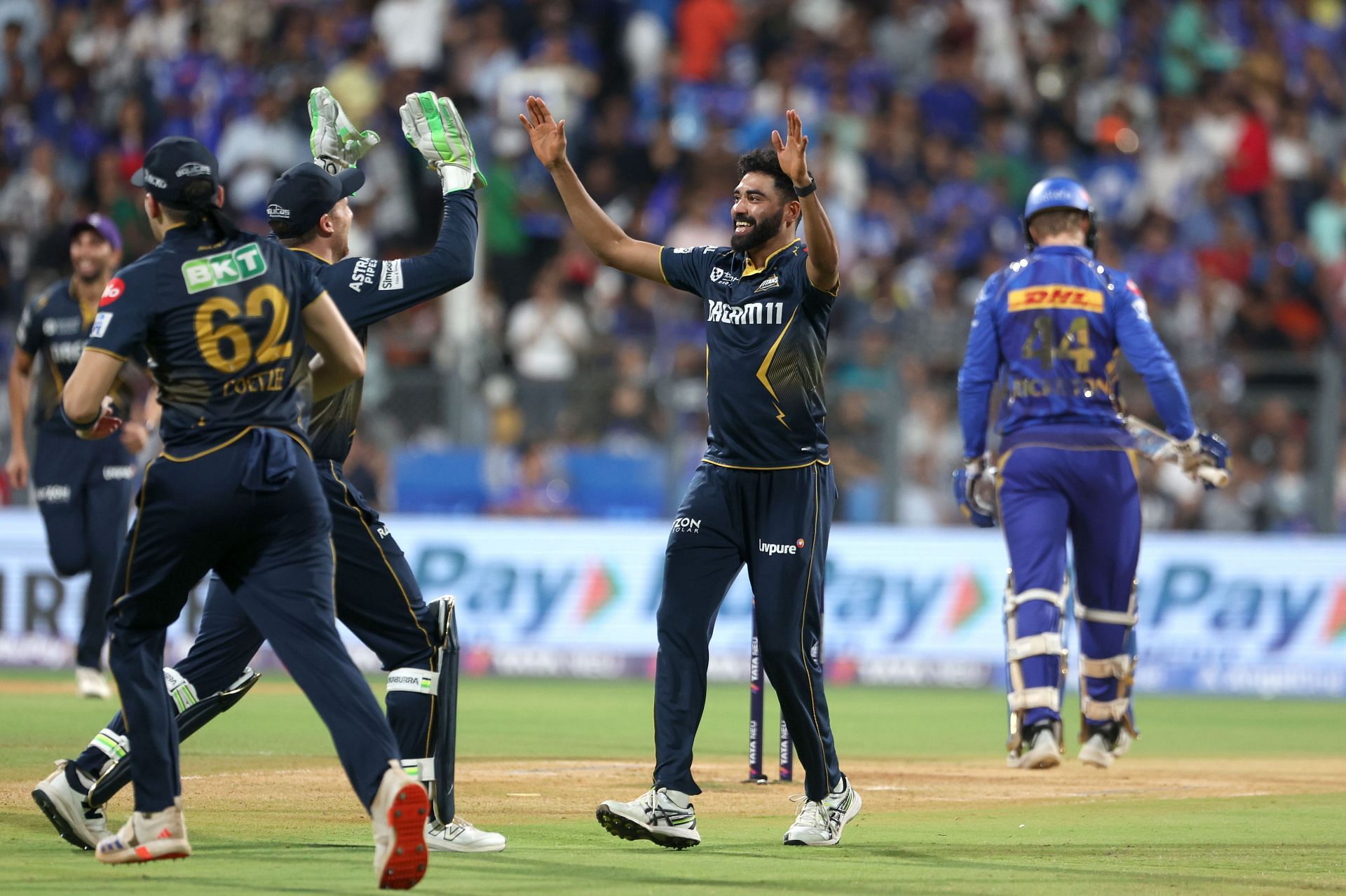 GT bowlers were all over the MI batters when the sides last met in IPL 2025 [Credit: Getty]