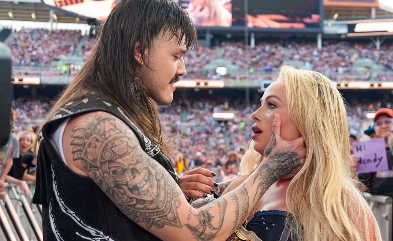 Dominik Mysterio and Liv Morgan (Image Credits: wwe.com)