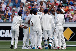 Australia v India 2014/15 - 3rd Test, Day 1, Tea: India strike twice to restrict hosts to 174/3